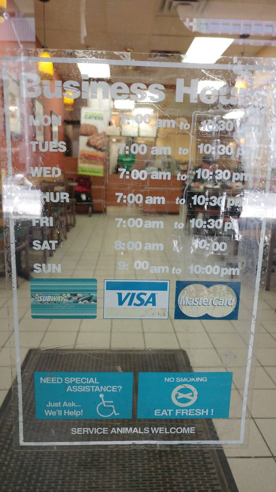 Subway | restaurant | 366 Bloor St E #4, Toronto, ON M4W 1H4, Canada | 4169442220 OR +1 416-944-2220