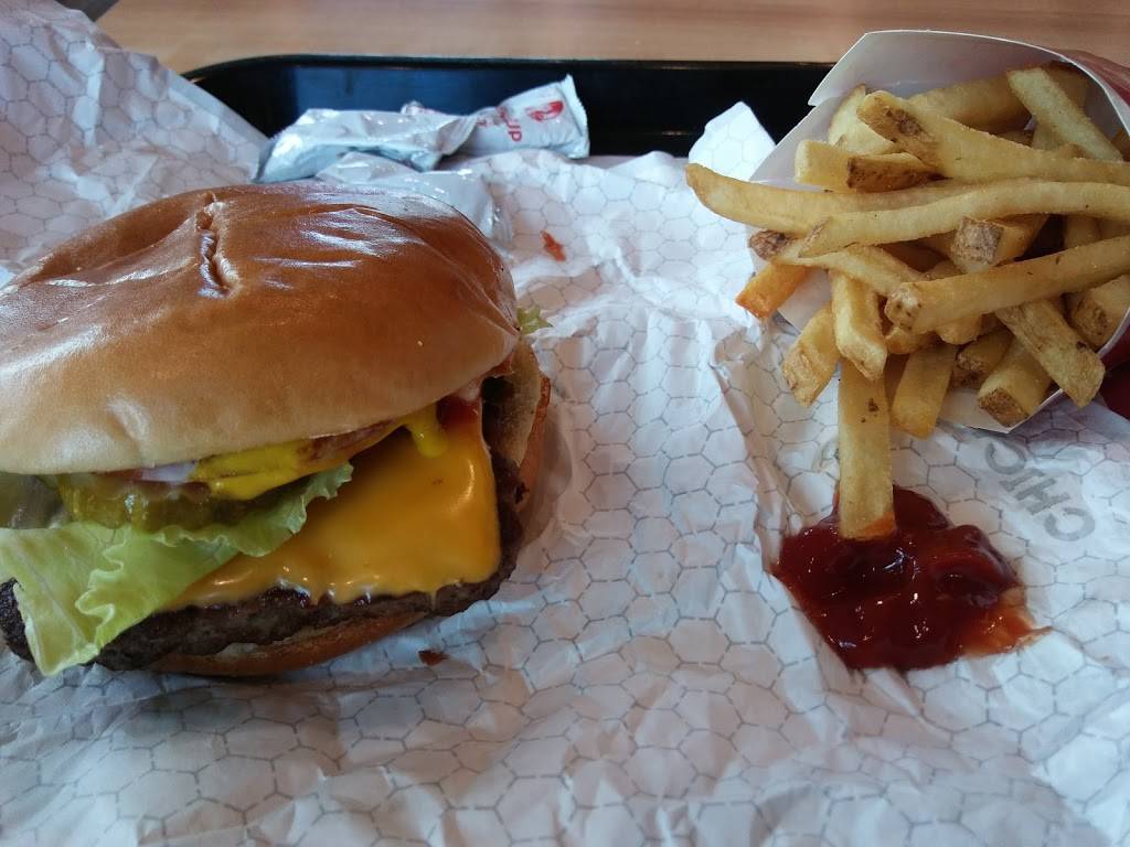 Wendys | restaurant | 6600 Central Ave SW, Albuquerque, NM 87121, USA | 5053520909 OR +1 505-352-0909