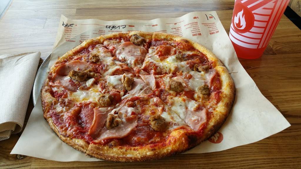 Blaze Pizza | meal takeaway | 3370 N, Digital Dr #100, Lehi, UT 84043, USA | 3852495029 OR +1 385-249-5029