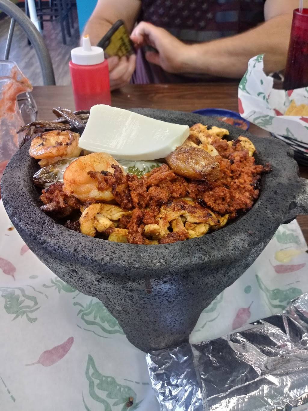 LA HACIENDA MEXICAN RESTAURANT | restaurant | 825 S Maiden Ln, Joplin, MO 64801, USA | 4177265130 OR +1 417-726-5130