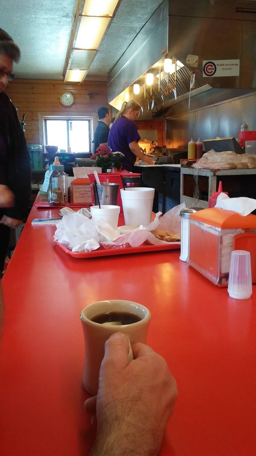 Julians Drive In | restaurant | 8190 Old Hwy 50, Flora, IL 62839, USA | 6186625636 OR +1 618-662-5636