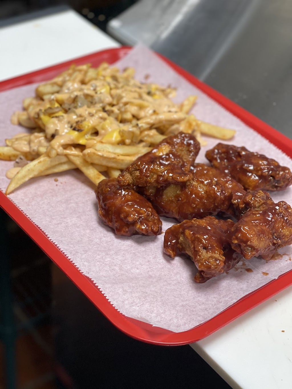 Elite Coney & Grill | restaurant | 9000 Joseph Campau Ave, Hamtramck, MI 48212, USA | 3138599000 OR +1 313-859-9000