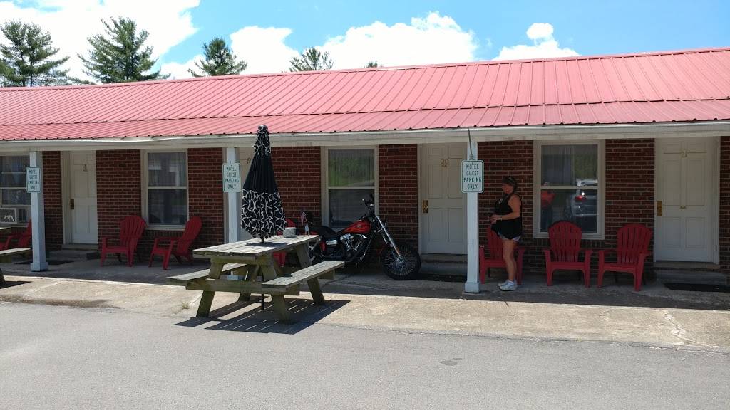 Freebornes | restaurant | 14300 NC Hwy 18 South, Laurel Springs, NC 28644, USA | 3363598008 OR +1 336-359-8008