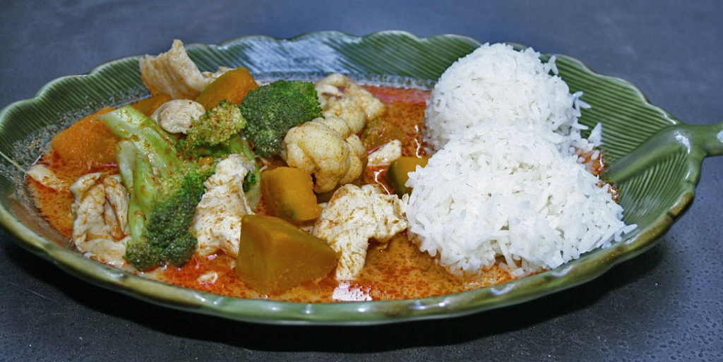 Rising Sons Thai Restaurant | restaurant | 617 State St, Madison, WI 53703, USA | 6086614334 OR +1 608-661-4334