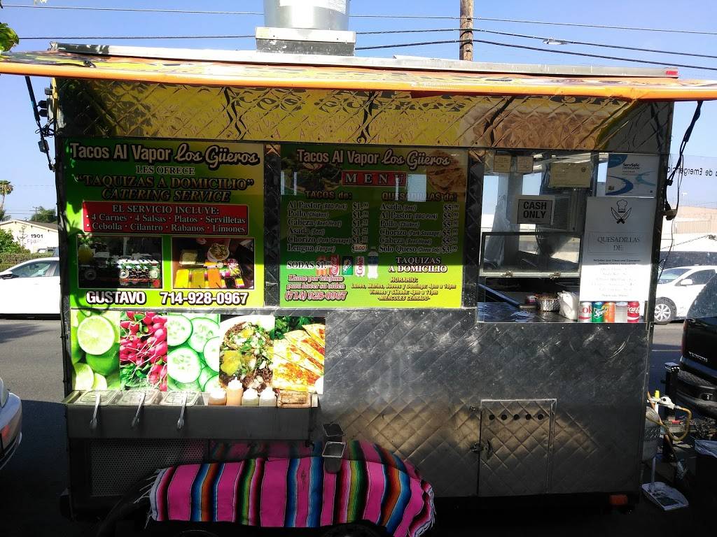 Lonchera Los Gueros Tacos Al Vapor | restaurant | 1910 Old Tustin Ave, Santa Ana, CA 92705, USA | 7149280967 OR +1 714-928-0967