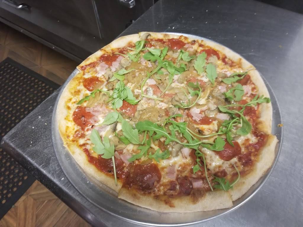 Prima Pizza and Pasta | restaurant | 1920 14th Ave, Vero Beach, FL 32960, USA | 7722173171 OR +1 772-217-3171