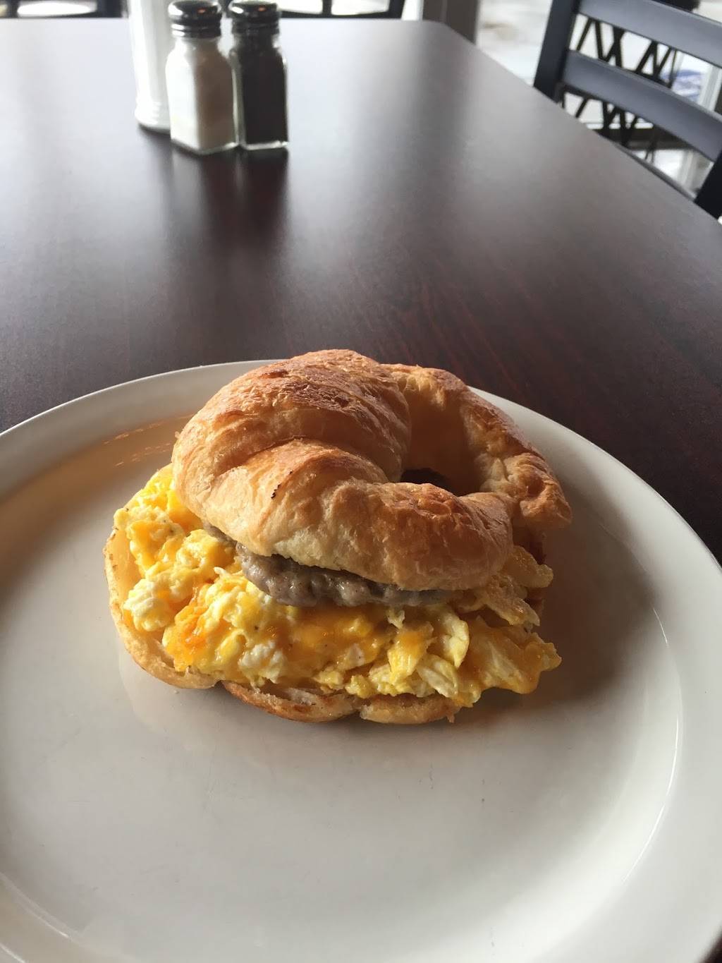 Wake n Bake Breakfast Company | restaurant | 713 Jefferson St, Burlington, IA 52601, USA | 3197540494 OR +1 319-754-0494