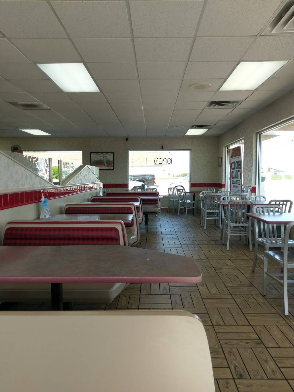 KFC | restaurant | 2412 W, 8th Ave, Plattsmouth, NE 68048, USA | 4022965050 OR +1 402-296-5050