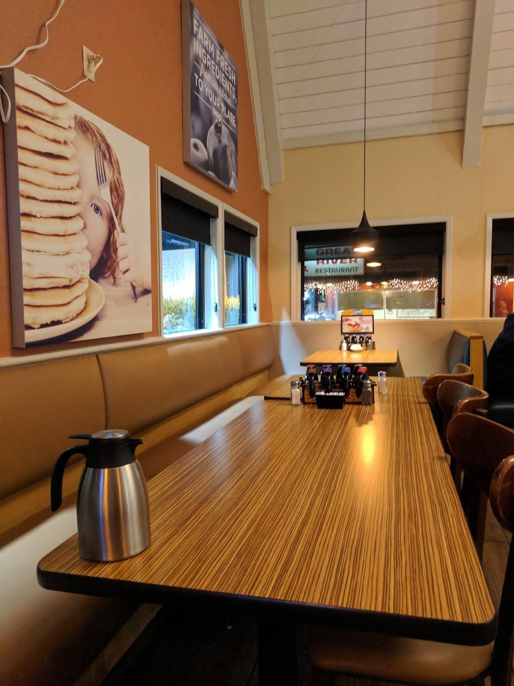 IHOP | restaurant | 22222 Foothill Blvd, Hayward, CA 94541, USA | 5108862244 OR +1 510-886-2244