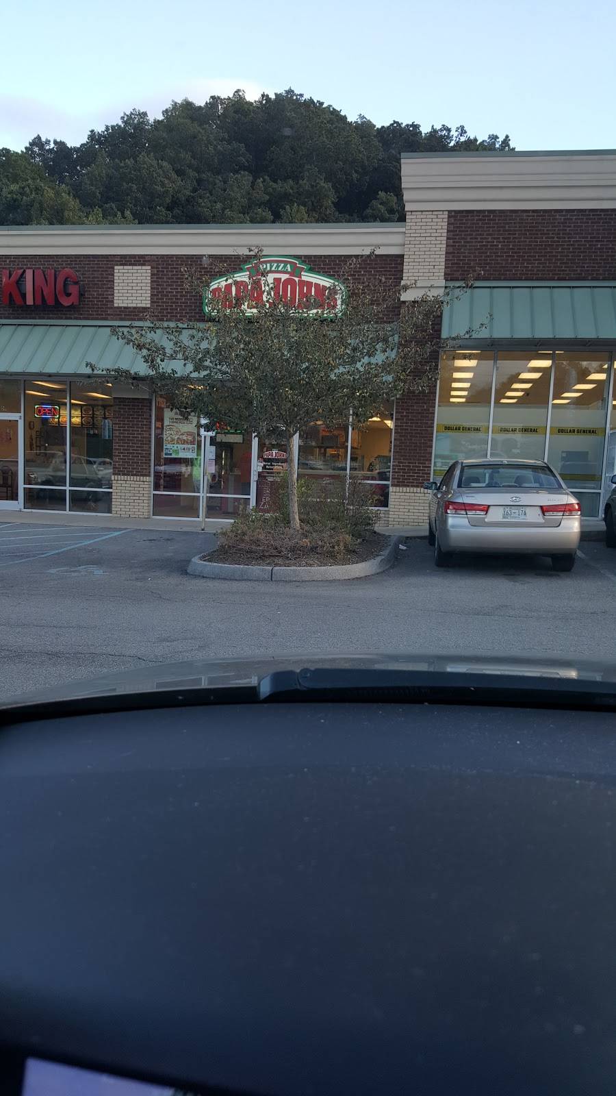 Papa Johns Pizza | restaurant | 1990 TN-394, Blountville, TN 37617, USA | 4232797272 OR +1 423-279-7272