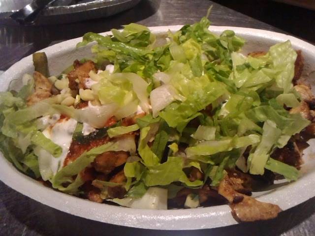 Chipotle Mexican Grill | restaurant | 2000 N Clybourn Ave Ste H, Chicago, IL 60614, USA | 7739355710 OR +1 773-935-5710