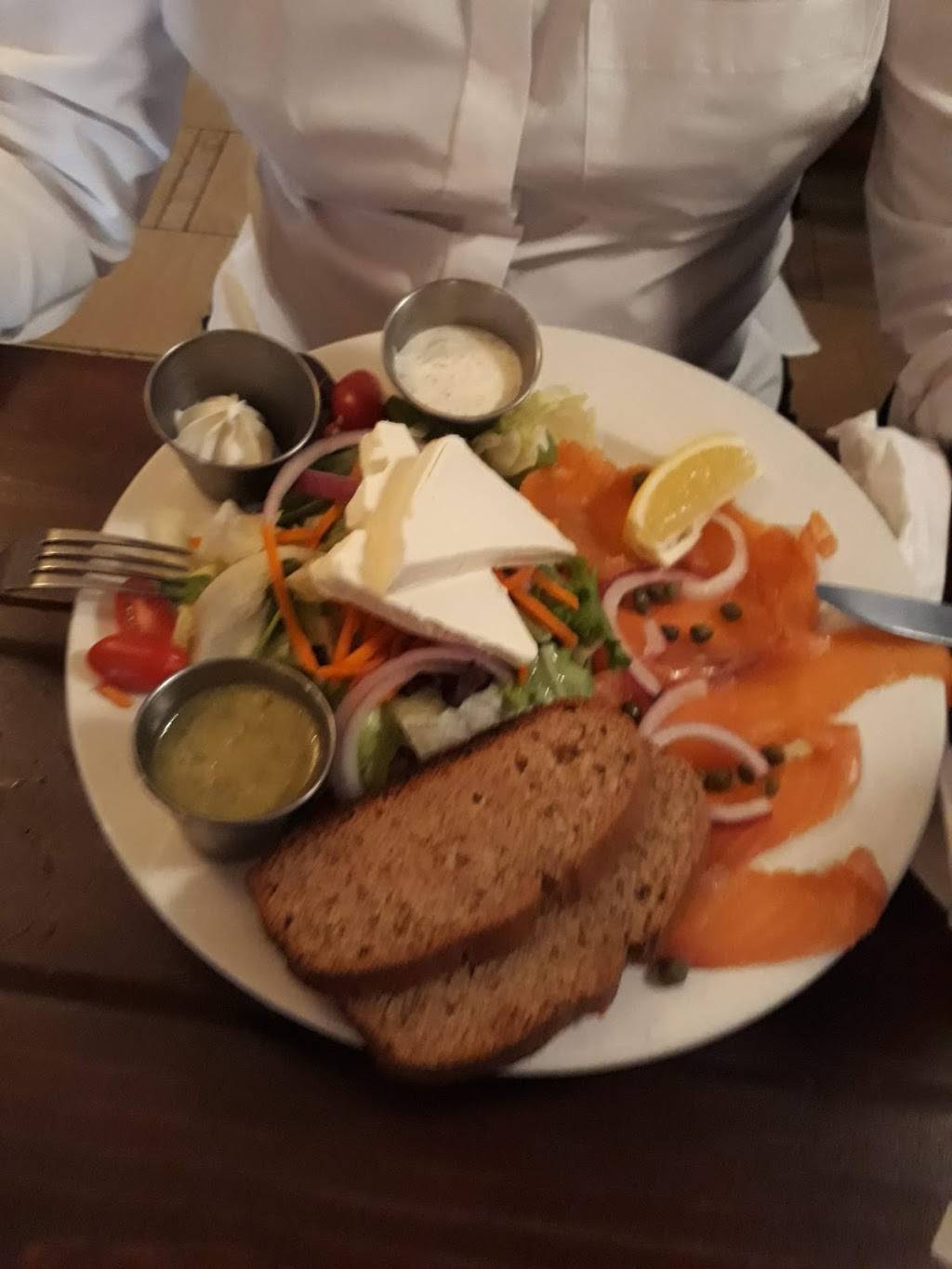 Celtic Knot Pub | restaurant | 626 Church St, Evanston, IL 60201, USA | 8478641679 OR +1 847-864-1679