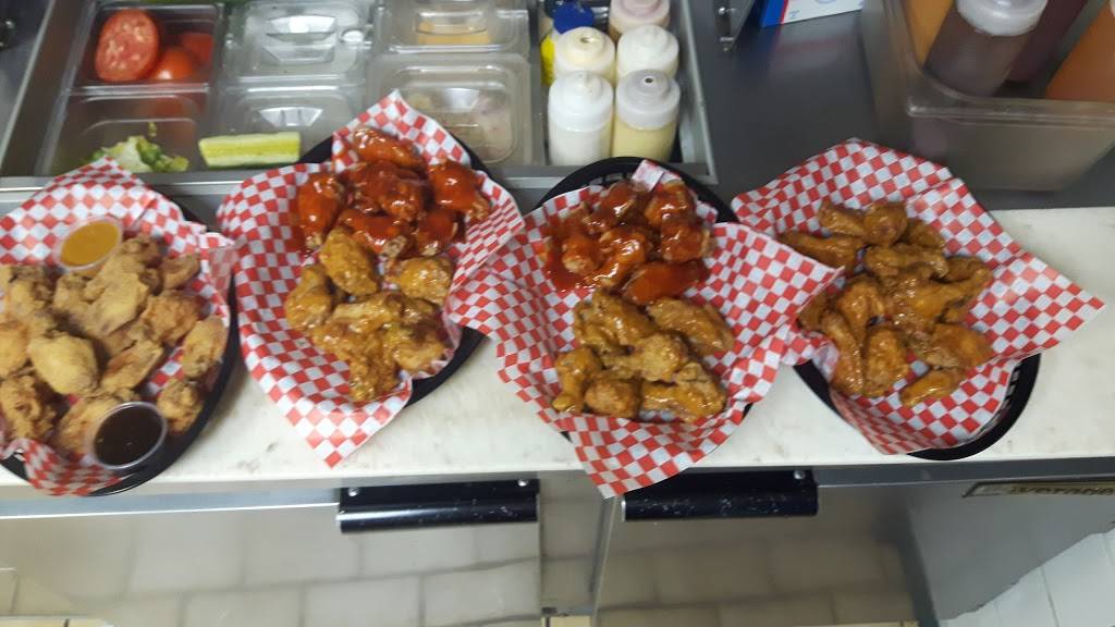 Slices n Squares | meal delivery | 5300 Walker Rd, Windsor, ON N9A 6J3, Canada | 5199779111 OR +1 519-977-9111