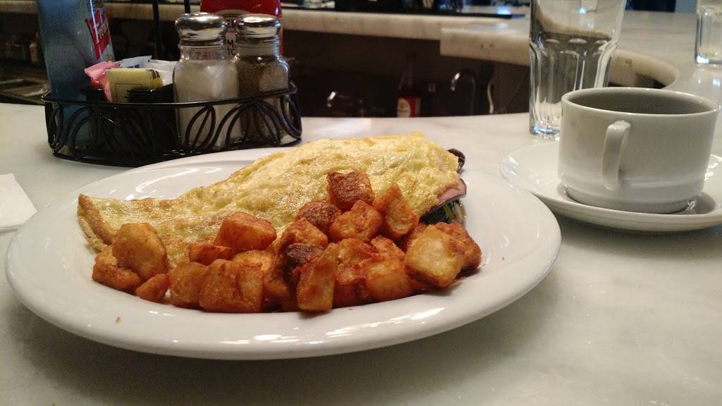 Bistro Atelier | restaurant | Chantilly, VA 20151, USA | 7035726436 OR +1 703-572-6436