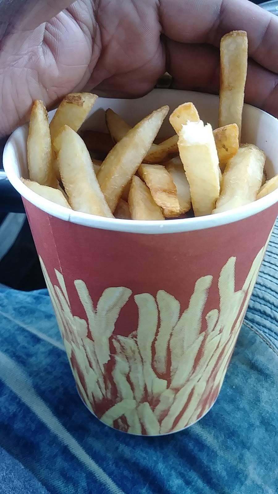 Cluckers | restaurant | 1843 E Wheat Rd, Vineland, NJ 08361, USA | 8564575488 OR +1 856-457-5488