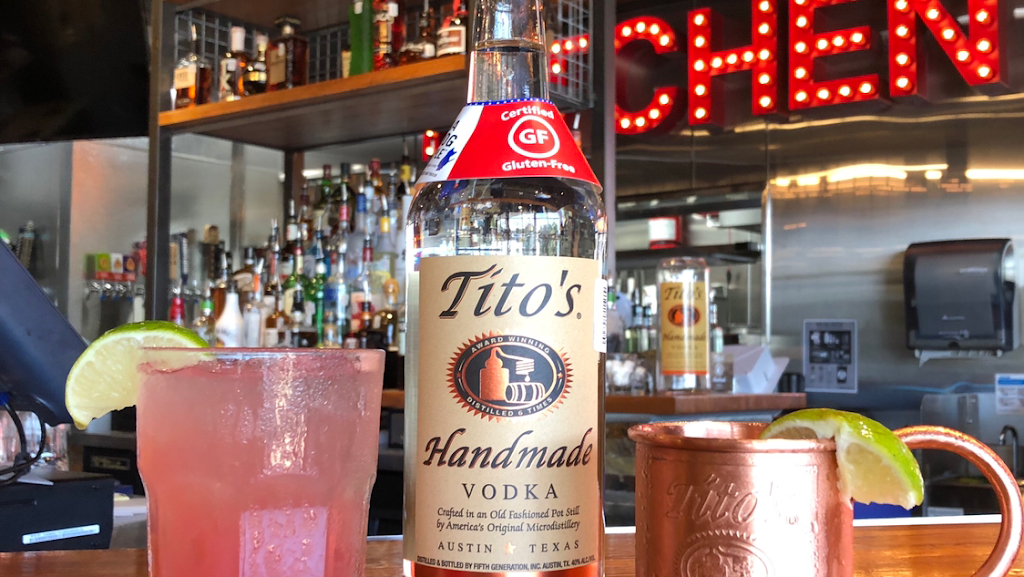 THE GIT OUT BAR AND KITCHEN | restaurant | 4930 S Congress Ave C-304, Austin, TX 78745, USA | 5123557470 OR +1 512-355-7470