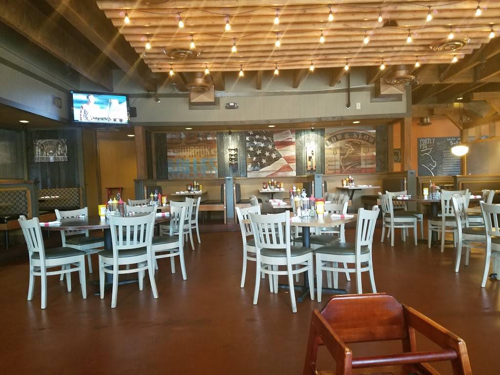 The Kensington Grill | restaurant | 30712 Lyon Center Dr, New Hudson, MI 48165, USA | 2484377077 OR +1 248-437-7077