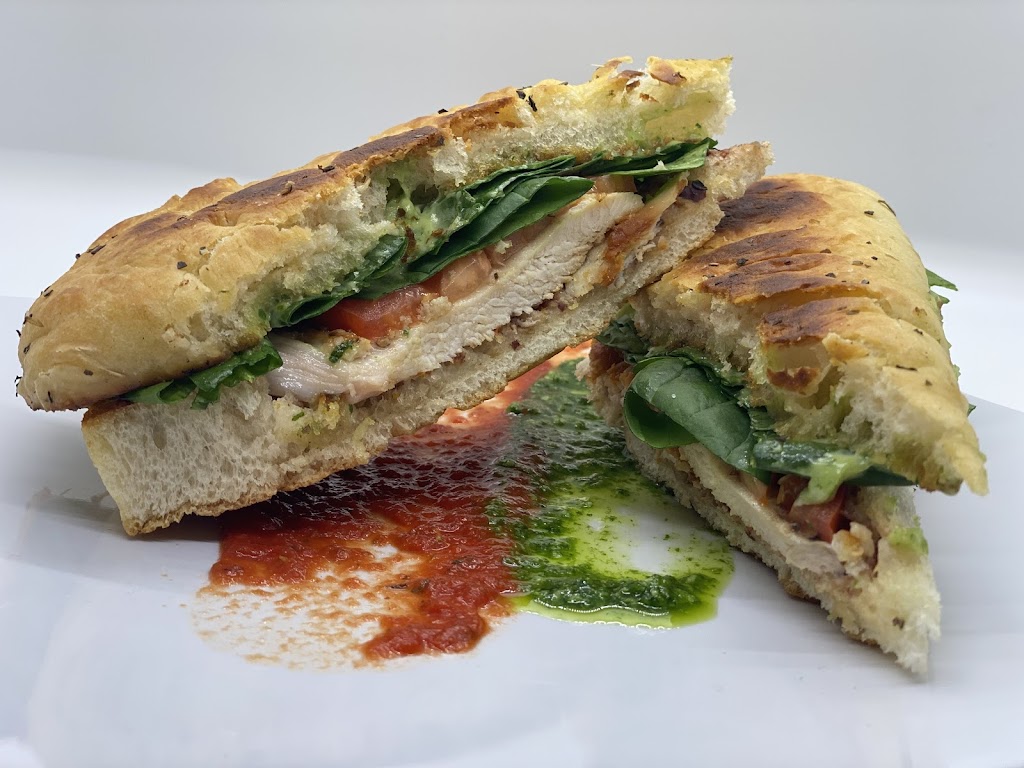 FBs Kitchen & Lounge | restaurant | 126 W 6th St, Cincinnati, OH 45202, USA | 5137212253 OR +1 513-721-2253