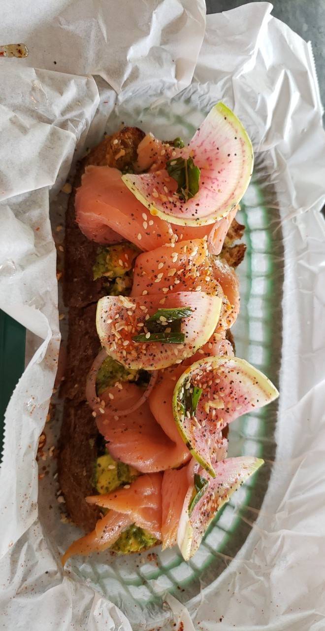 Lowlife Bar | restaurant | 106 E Hudson Ave, Folly Beach, SC 29439, USA | 8436330460 OR +1 843-633-0460