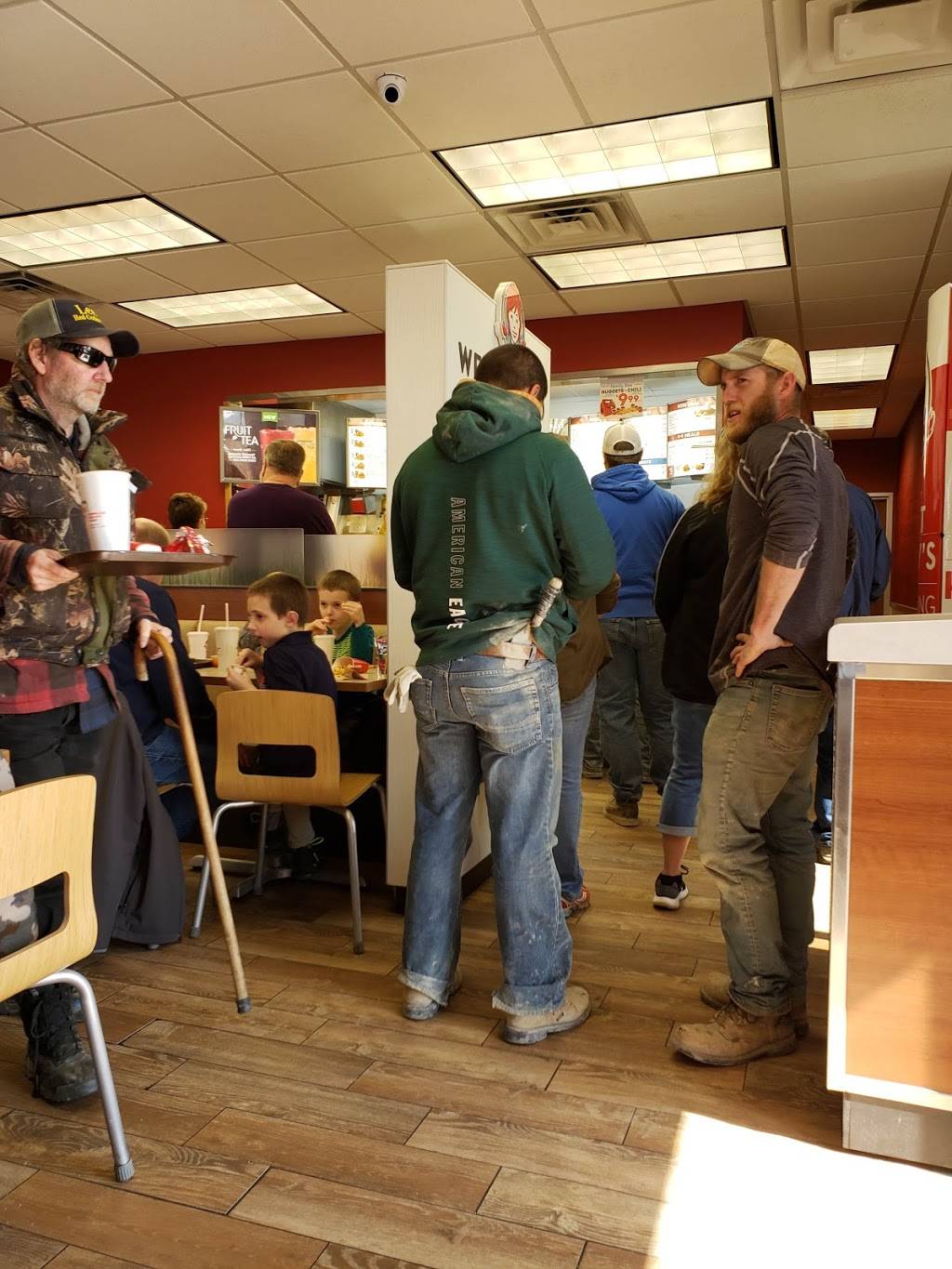 Wendys | restaurant | 1210 N Keller Dr, Effingham, IL 62401, USA | 2173424420 OR +1 217-342-4420