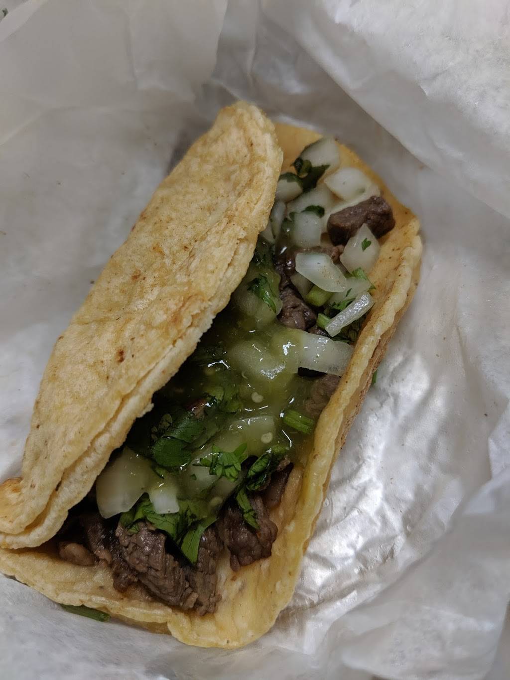 Taqueria Rolys | restaurant | 2006 16th St, Moline, IL 61265, USA | 3095176516 OR +1 309-517-6516