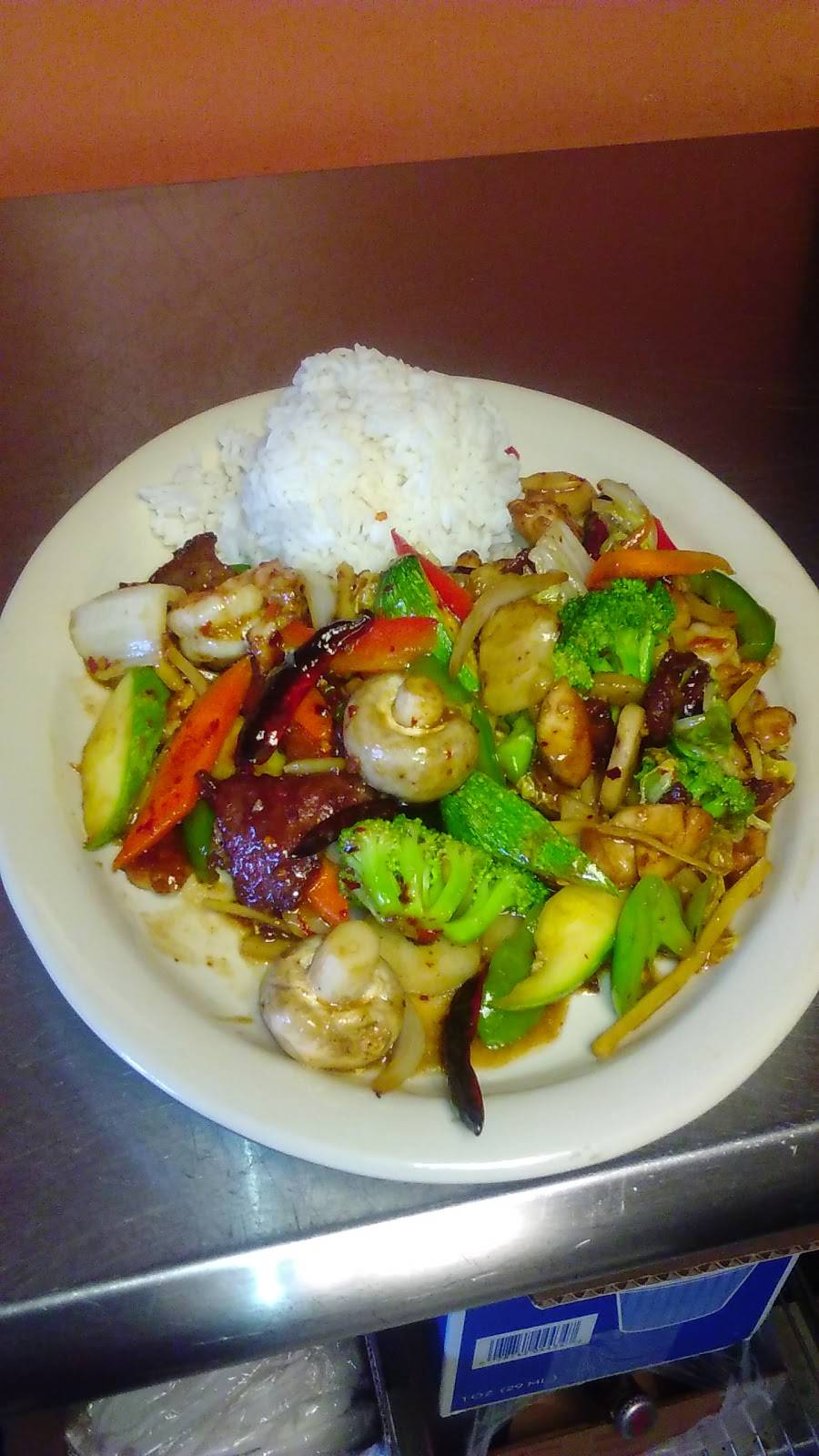 Chinese Mexican Grill | restaurant | 1302 Somerset Rd, San Antonio, TX 78211, USA | 2109329163 OR +1 210-932-9163