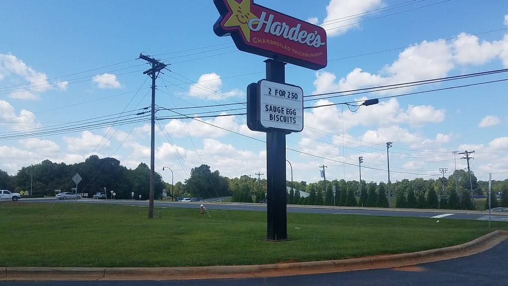 Hardees | restaurant | 704 W Academy St, Randleman, NC 27317, USA | 3364987911 OR +1 336-498-7911