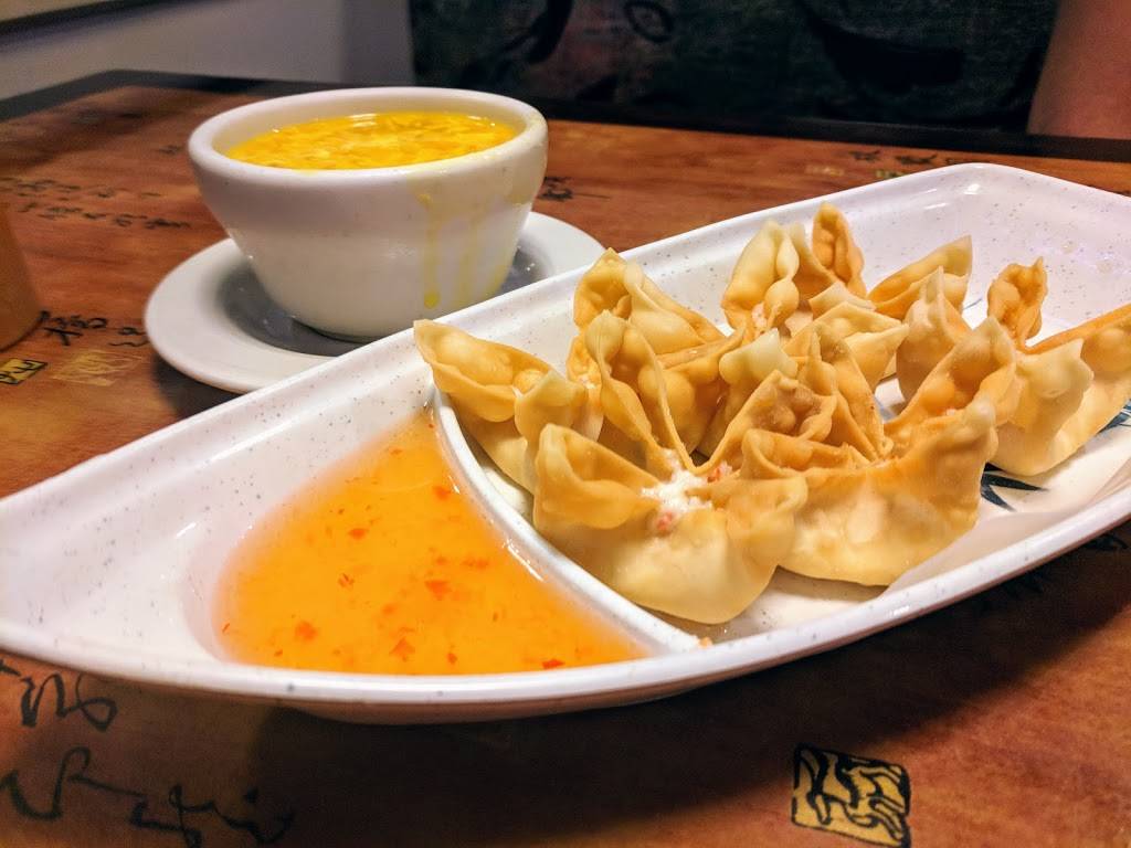 Golden Phoenix | restaurant | 6257 Orchard Lake Rd, West Bloomfield Township, MI 48322, USA | 2488553570 OR +1 248-855-3570