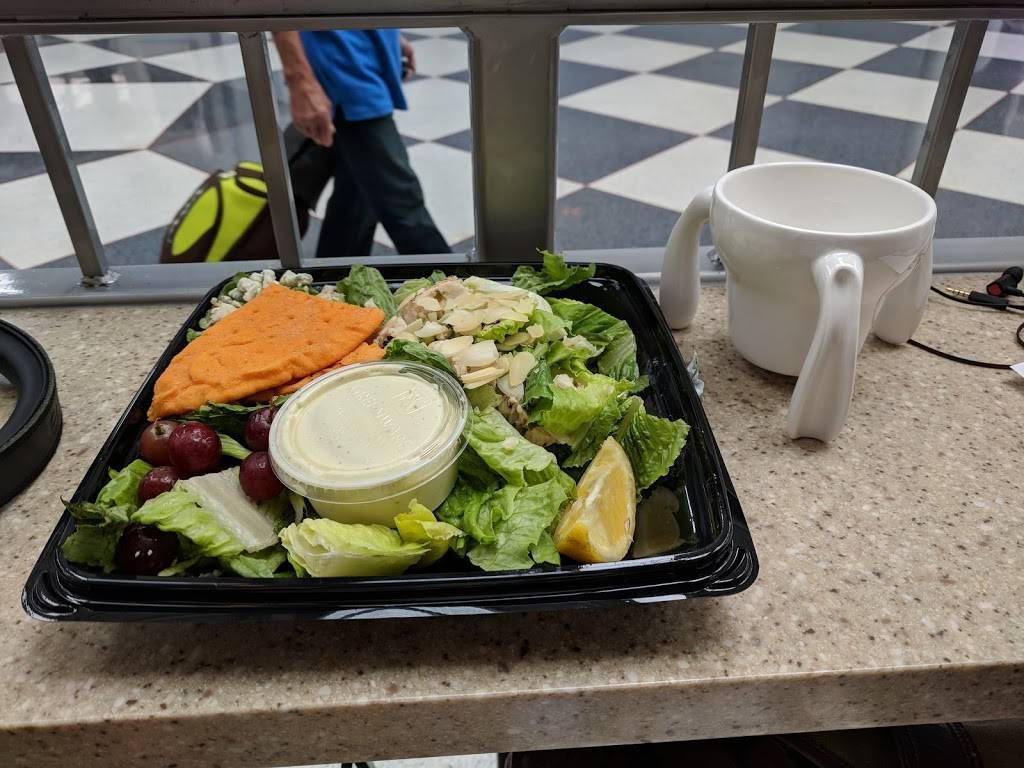 La Tapenade Mediterranean Café | cafe | Terminal 3 10000 W OHare Ave, Chicago, IL 60666, USA | 7736866180 OR +1 773-686-6180