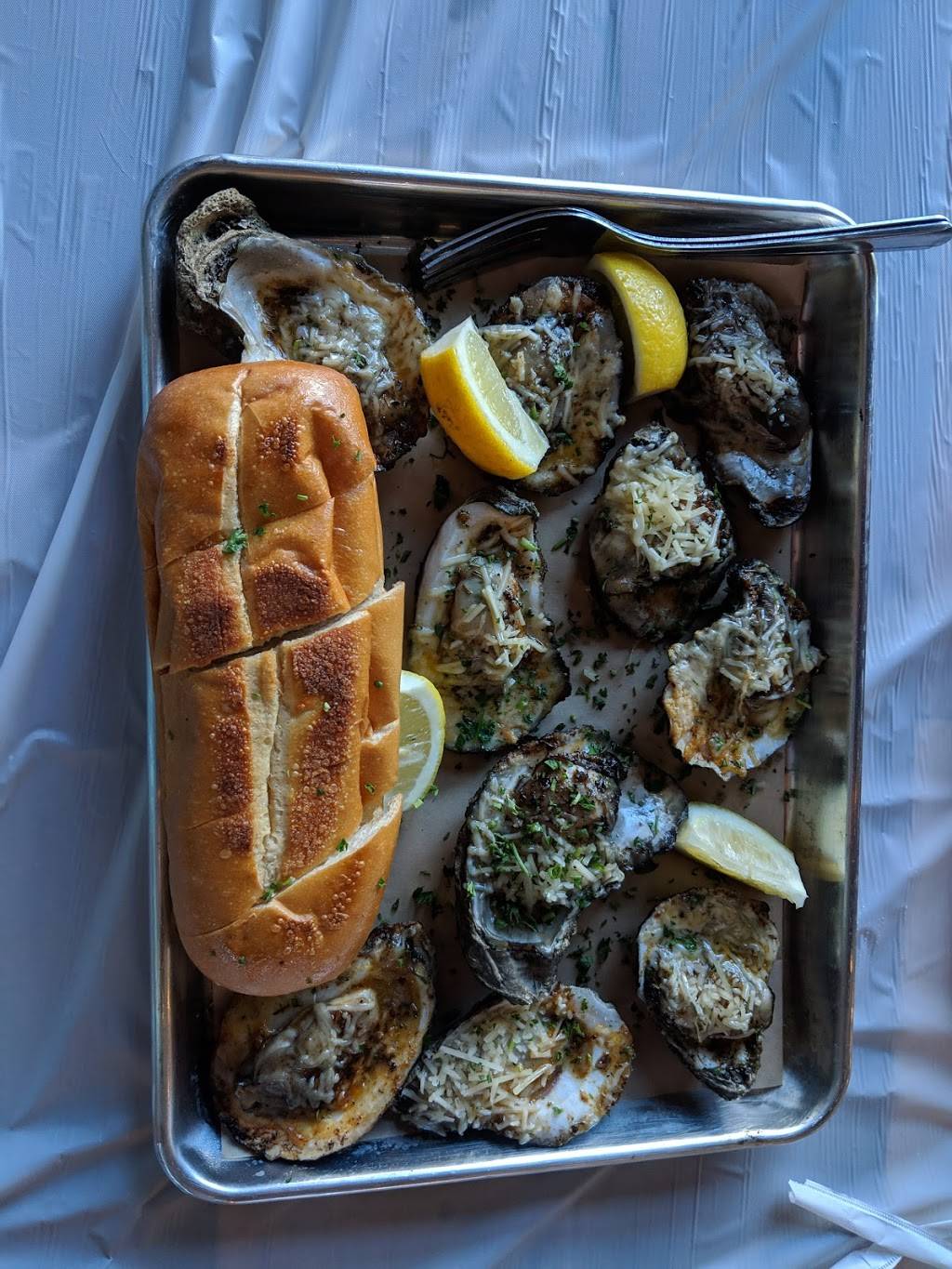 The Crab Station - The Colony | restaurant | 6500 Cascades Ct #200, The Colony, TX 75056, USA | 2142818887 OR +1 214-281-8887