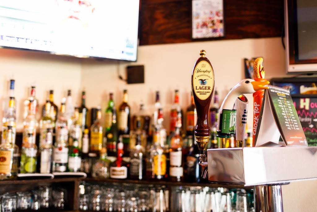 The Olney Tavern | restaurant | 18200 Georgia Ave, Olney, MD 20832, USA | 3012600500 OR +1 301-260-0500