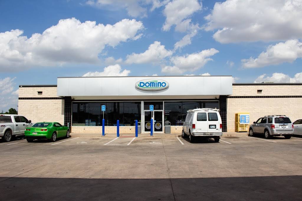 Domino C-Store | restaurant | 2601 S Country Club Rd, El Reno, OK 73036, USA | 4052629690 OR +1 405-262-9690