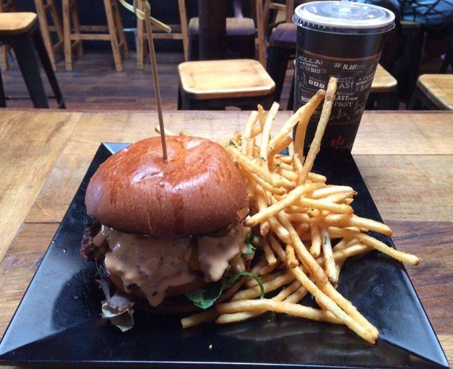 Blast 825 Taproom | restaurant | 733 Higuera St, San Luis Obispo, CA 93401, USA | 8057831111 OR +1 805-783-1111