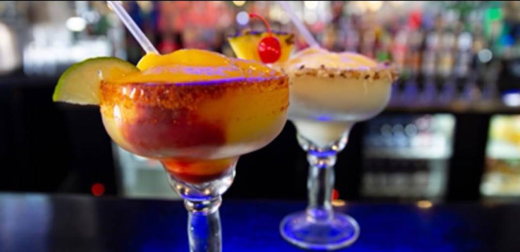 JW Bar & Grill | restaurant | 1601 Flour Bluff Dr, Corpus Christi, TX 78418, USA | 3612394244 OR +1 361-239-4244