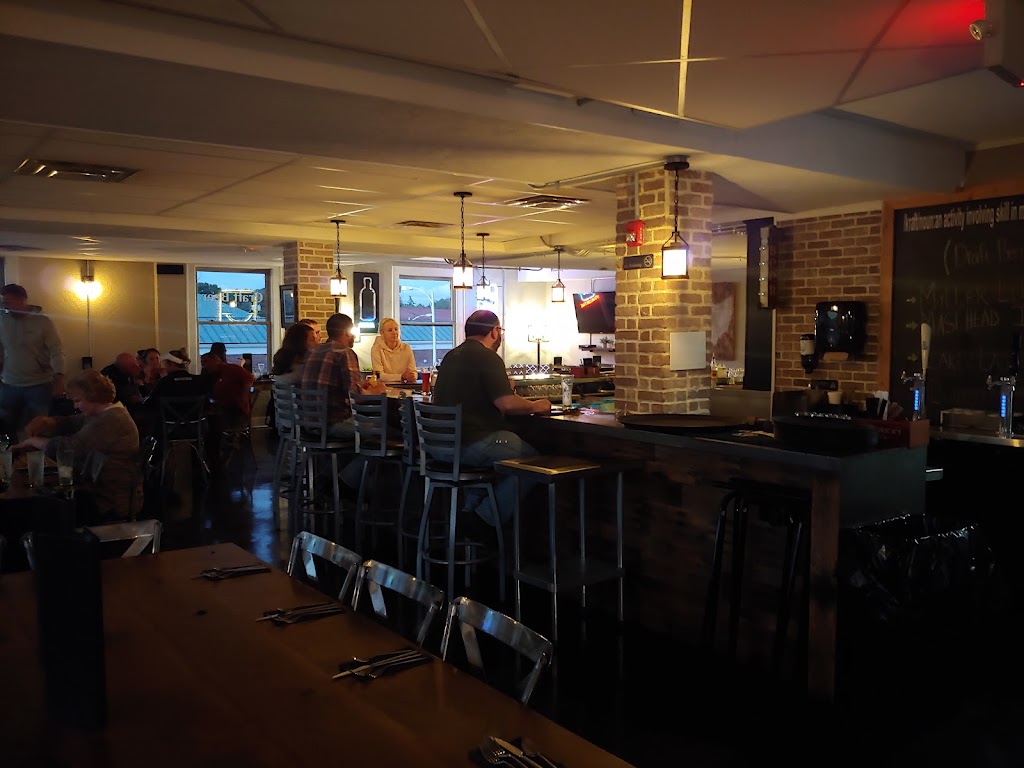 Craft Bistro & Lounge | restaurant | 104 Fair Ave NE, New Philadelphia, OH 44663, USA | 3304324488 OR +1 330-432-4488