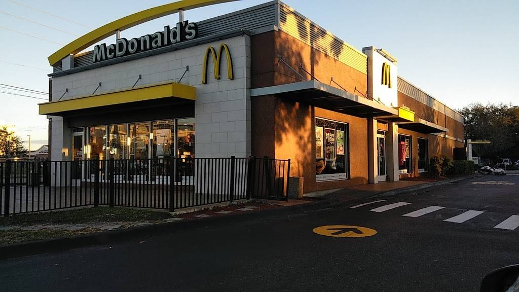 McDonalds | cafe | 1768 N Davis St, Jacksonville, FL 32209, USA | 9043561981 OR +1 904-356-1981