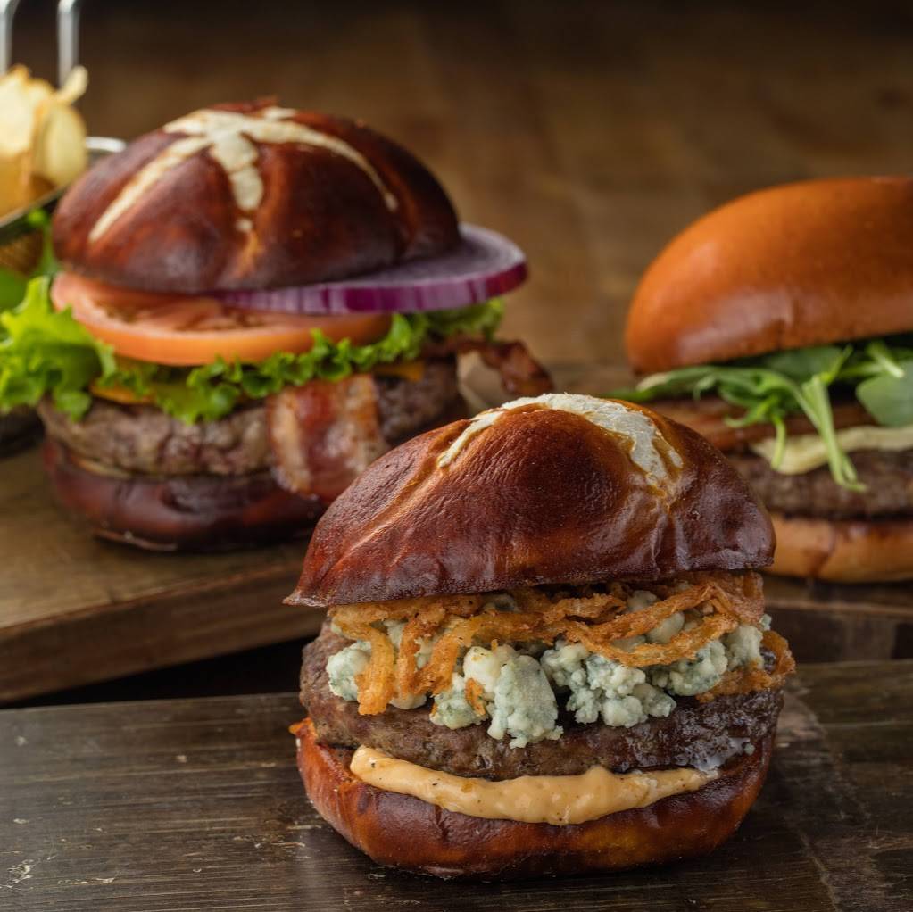 Wrights Brew & Bistro | restaurant | 10 Marriott Dr, Lincolnshire, IL 60069, USA | 8476340100 OR +1 847-634-0100