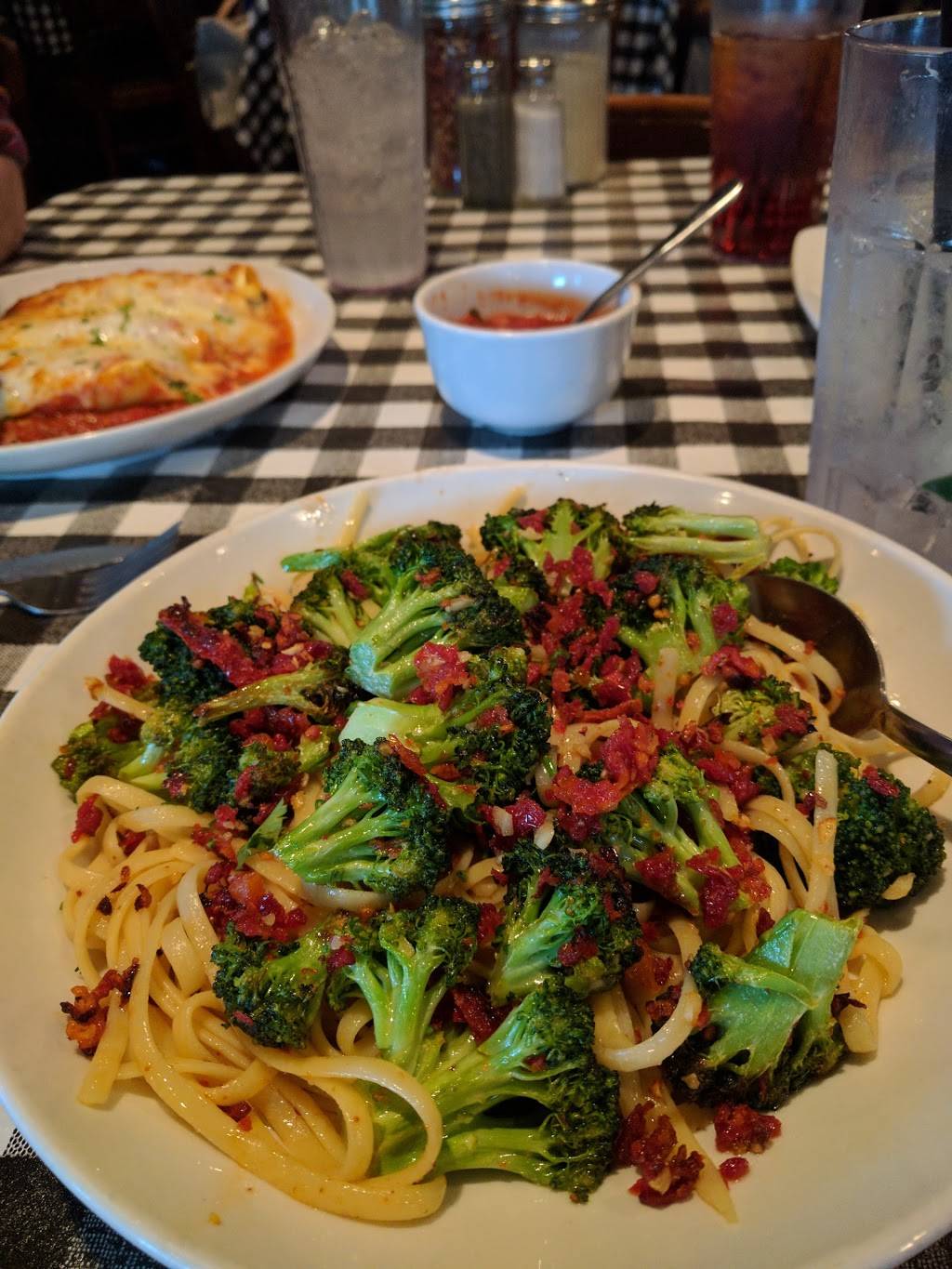 Ippolitos Neighborhood Italian | restaurant | 425 Barrett Pkwy, Kennesaw, GA 30144, USA | 7705148500 OR +1 770-514-8500