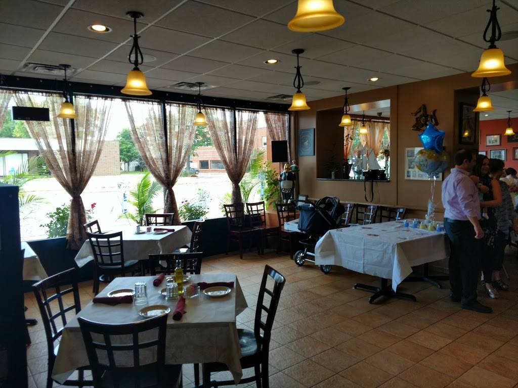 Da Luciano | restaurant | 8343 Grand Ave, River Grove, IL 60171, USA | 7084531000 OR +1 708-453-1000