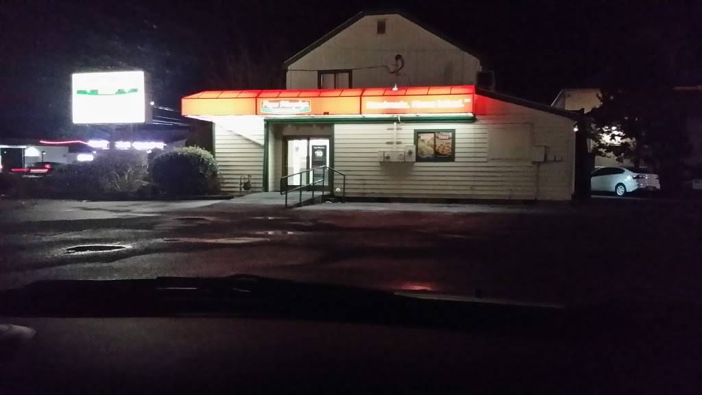 Papa Murphys | Take N Bake Pizza | meal takeaway | 1320 E College Way, Mt Vernon, WA 98273, USA | 3608480134 OR +1 360-848-0134