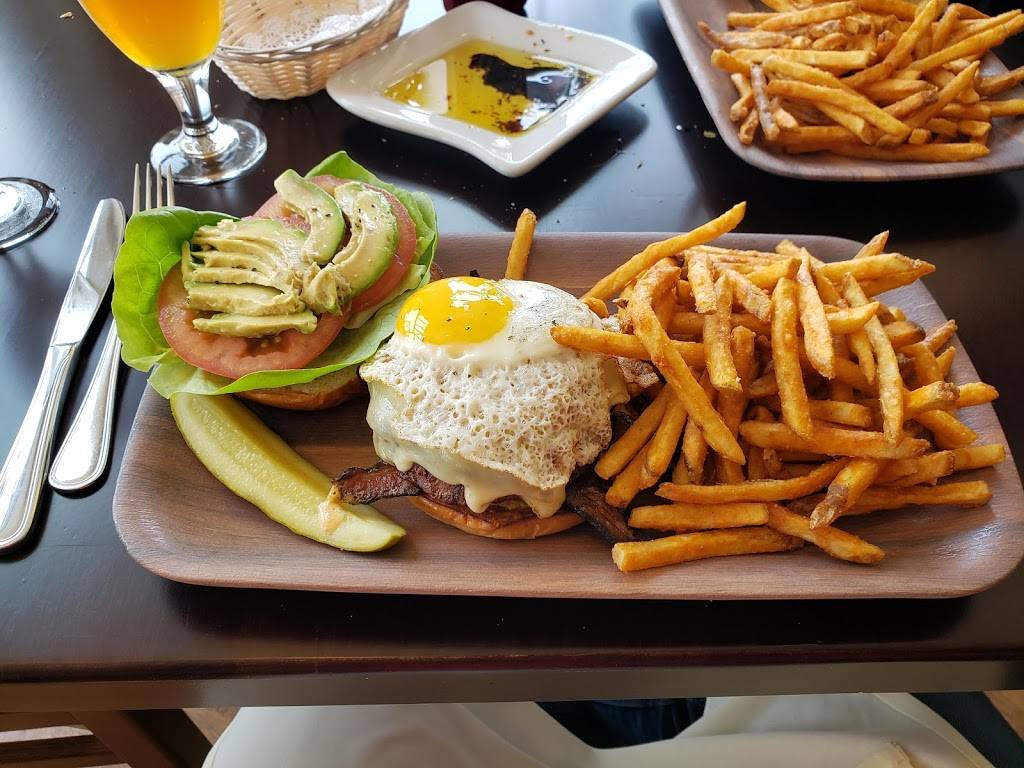 Pinnacle Restaurant | restaurant | 40620 Calle Contento, Temecula, CA 92591, USA | 9516768231 OR +1 951-676-8231