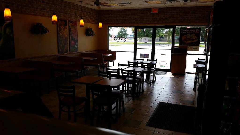 Subway | meal takeaway | 104 Desmet Line Suite E St. Marys, St Marys, KS 66536, USA | 7853211777 OR +1 785-321-1777