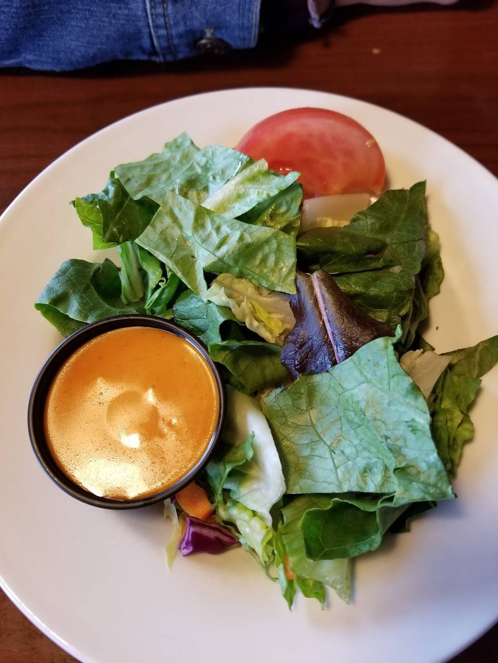 Bernies Bar & Grill | restaurant | 1225 Wonderland Rd N, London, ON N6G 2V9, Canada | 5196570597 OR +1 519-657-0597