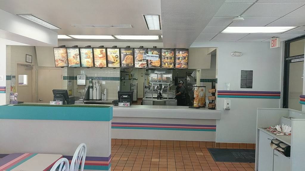 Taco Bell | meal takeaway | 340 E H St, Chula Vista, CA 91910, USA | 6194760701 OR +1 619-476-0701