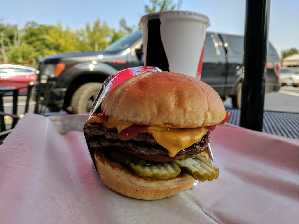 Burger Fresh | restaurant | 8121B Chippewa Rd, Brecksville, OH 44141, USA | 4405469900 OR +1 440-546-9900