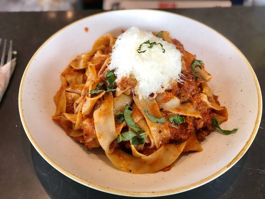 Tosto | restaurant | 609 Roehampton Ave, Toronto, ON M4P 1S7, Canada | 4163220609 OR +1 416-322-0609