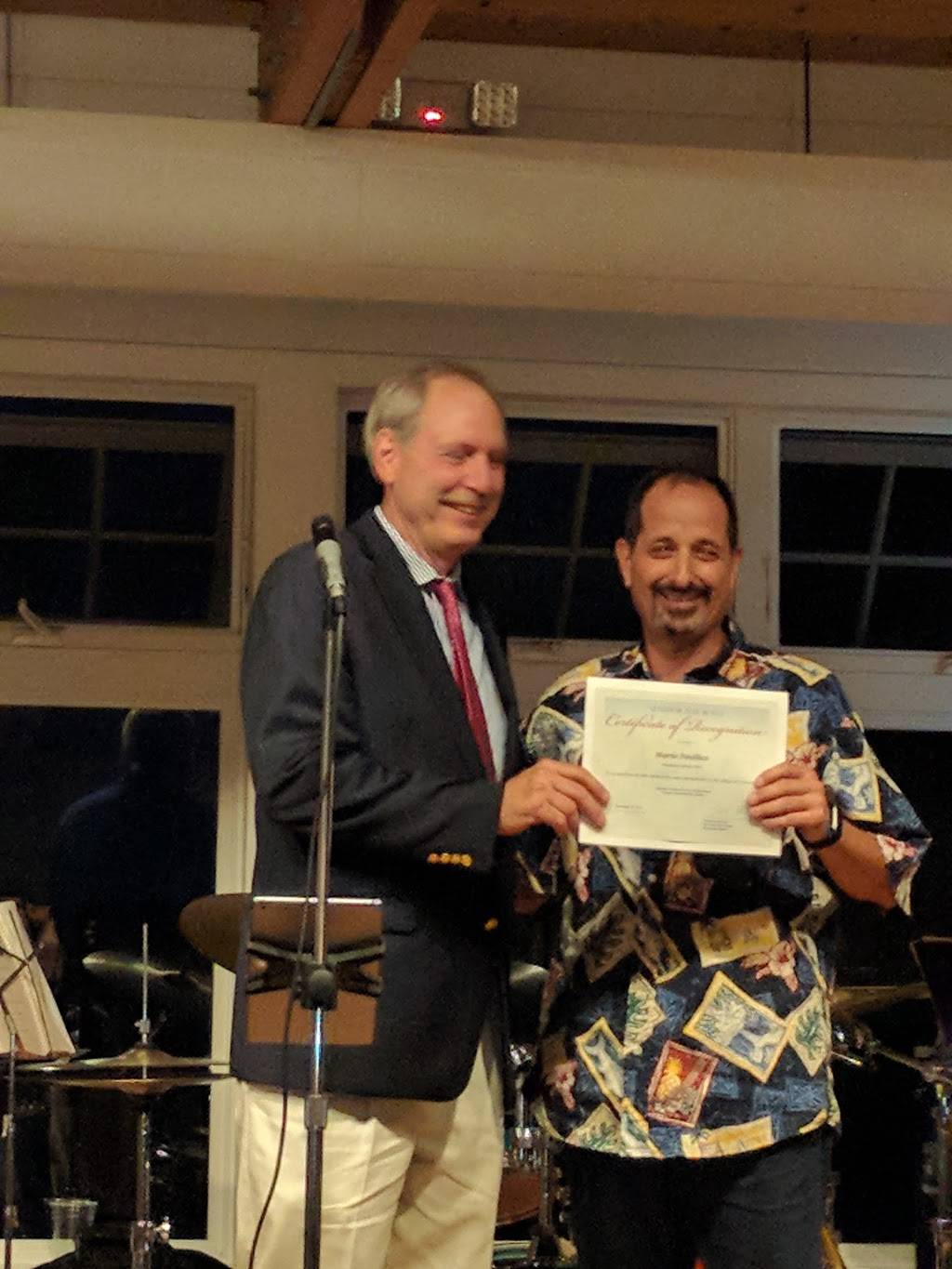 Saltaire Yacht Club | restaurant | 105-107 Marine Walk, Saltaire, NY 11706, USA | 6315835117 OR +1 631-583-5117