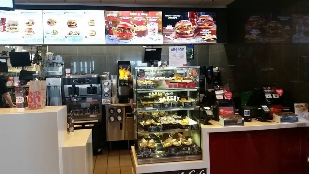 McDonalds | cafe | 2410 Homer Watson Blvd, Kitchener, ON N2G 3W5, Canada | 5198933868 OR +1 519-893-3868