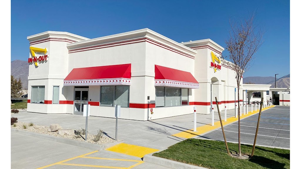 In-N-Out Burger | restaurant | 795 E 800 N, Spanish Fork, UT 84660, USA | 8007861000 OR +1 800-786-1000