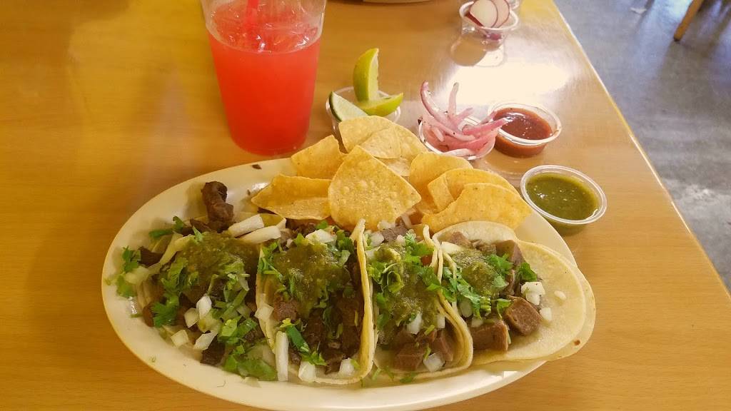 Las Chicas Fresas | restaurant | 246 S Towne Ave, Pomona, CA 91766, USA | 9094613240 OR +1 909-461-3240